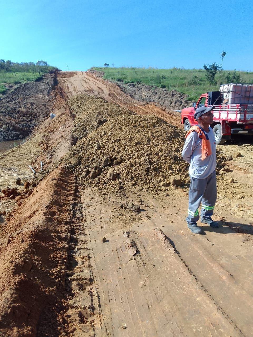 Próximo trabalho de terraplenagem